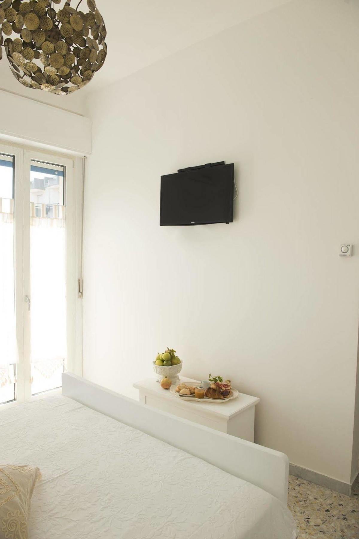 צ'יסטרנינו Dimora Cappuccini Guest House מראה חיצוני תמונה