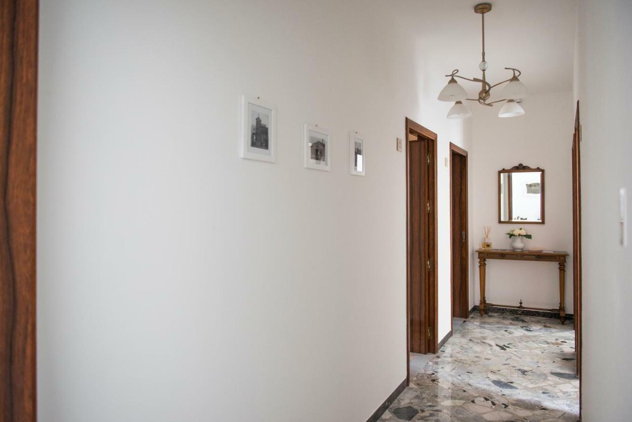 צ'יסטרנינו Dimora Cappuccini Guest House מראה חיצוני תמונה